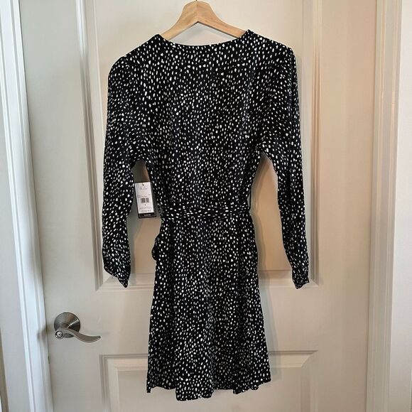 NWT Volcom Flower Trip Wrap Dress - Picture 6 of 13
